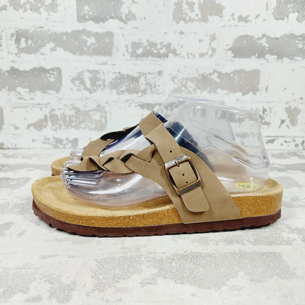NEW Cushionaire Tan Brown Strappy Buckle Cork Footbed Summer Slide Sandals K28 - Picture 1 of 10
